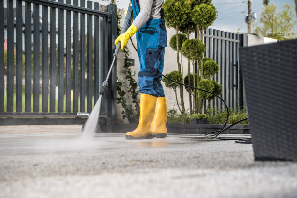 Best Animal Enclosure Cleaning  in Fort Bragg, CA